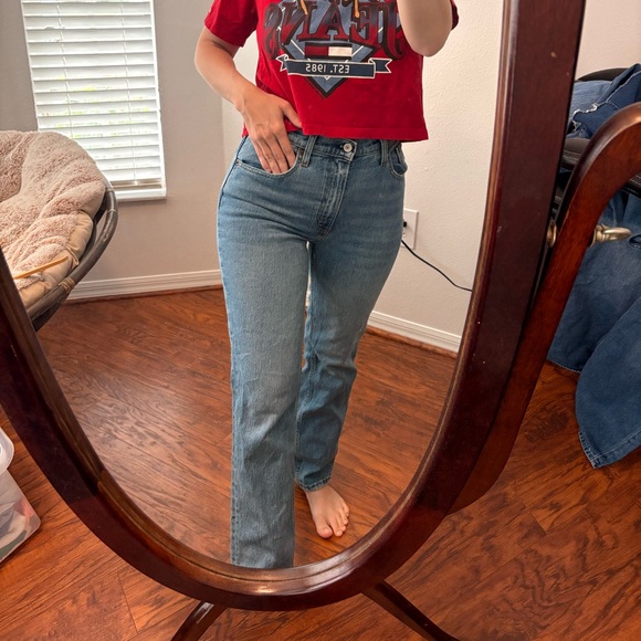 Abercrombie & Fitch Denim - Abercrombie and fitch the 90’s ultra high rise straight jean
